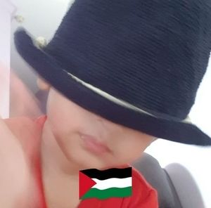 Meet your Posher, Risa